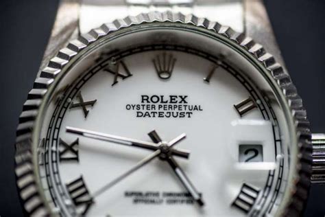 watch direct fake|Replicas & fakes: How to identify inauthentic luxury watches.